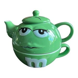 M&M's All In One Teapot w/ Mug & Lid Green Ceramic World Gifts Stackable